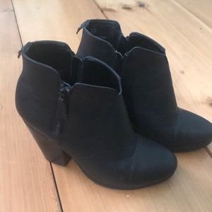 Rampage size 7 booties